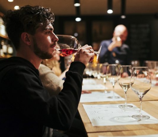 Abierto el plazo de inscripciones para el programa internacional “Formador Oficial de Rioja 2021”.